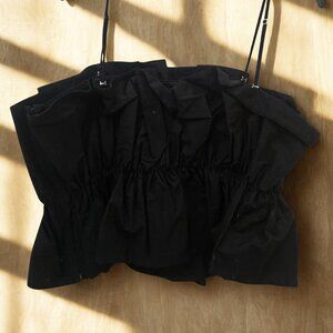 Black Ruched Crop Top 🖤 Elastic Fit, Feminine Ruffle Detail